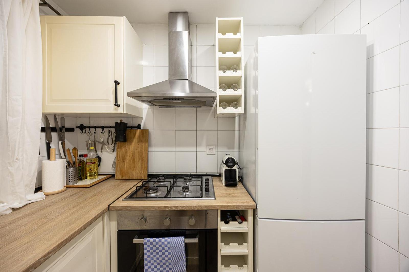 Vintage 3 Bdr Apartment เอสปูเกส เด โยเบรกาต ภายนอก รูปภาพ