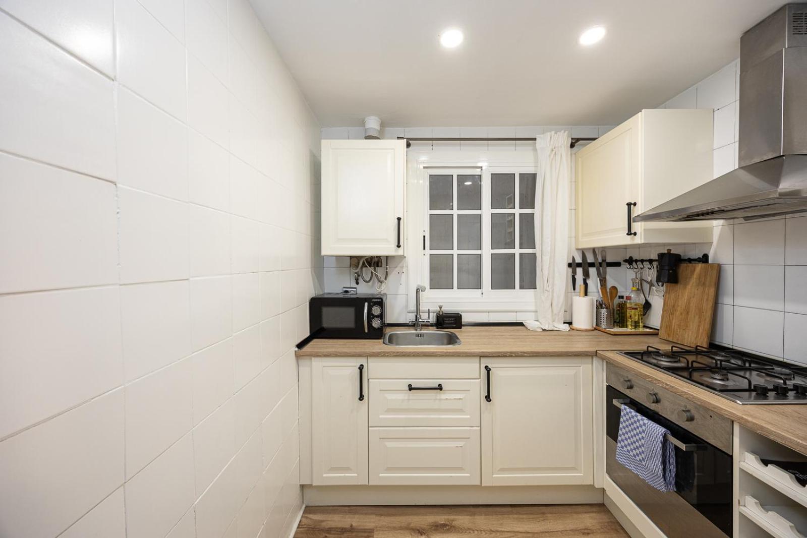 Vintage 3 Bdr Apartment เอสปูเกส เด โยเบรกาต ภายนอก รูปภาพ